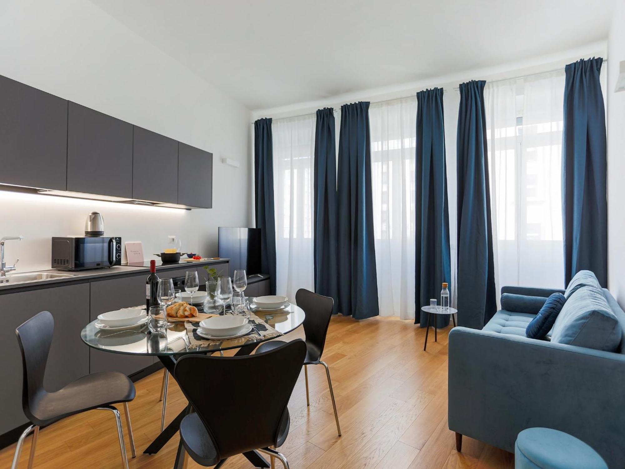 The Best Rent - Modern One Bedroom Apartment In San Babila Milánó Kültér fotó